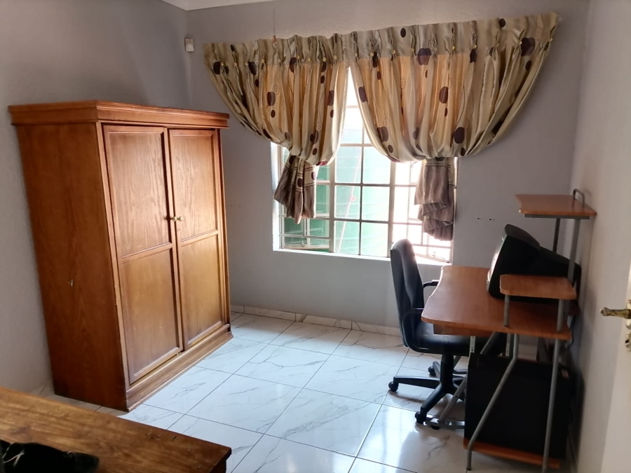 4 Bedroom Property for Sale in Safari Gardens North West